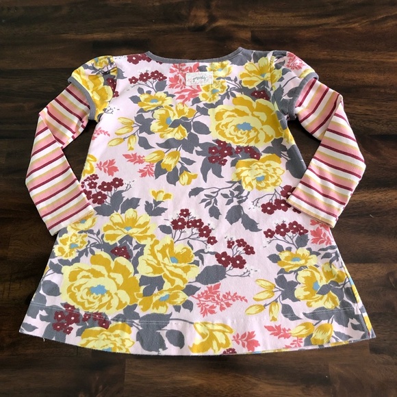 Persnickety Floral Dress - Picture 5 of 7